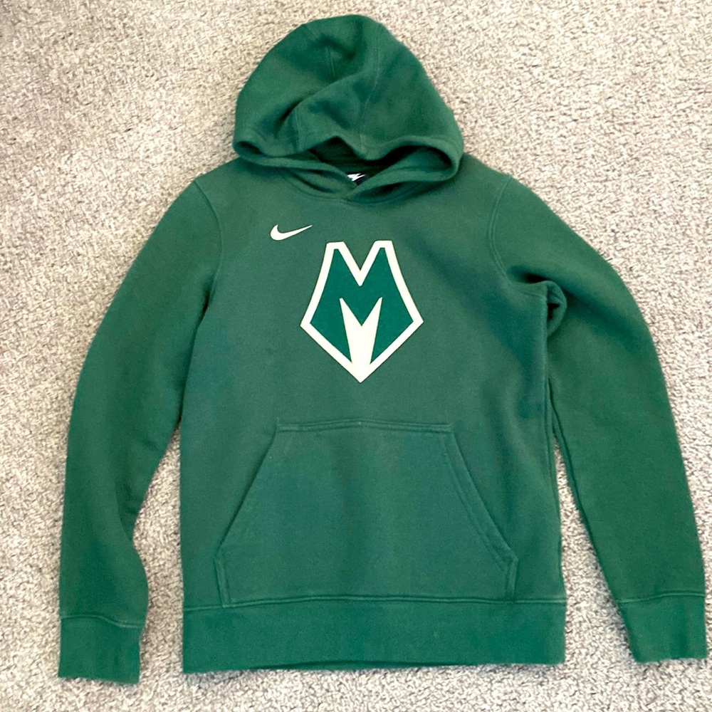 Youth Milwaukee Bucks Hoodie Medium